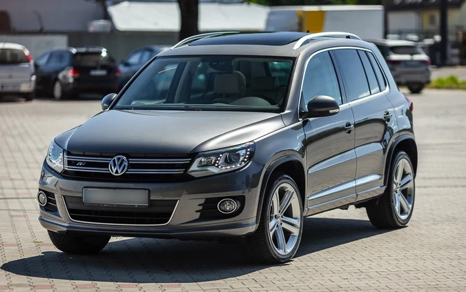 Volkswagen Tiguan cena 66900 przebieg: 186000, rok produkcji 2014 z Borne Sulinowo małe 326